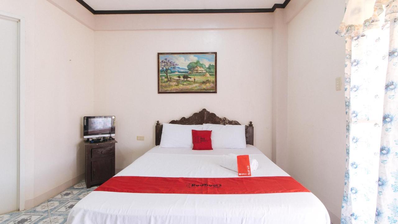 Santa Cruz  Reddoorz @ Seasun Beach Resort And Hotel Zambales المظهر الخارجي الصورة